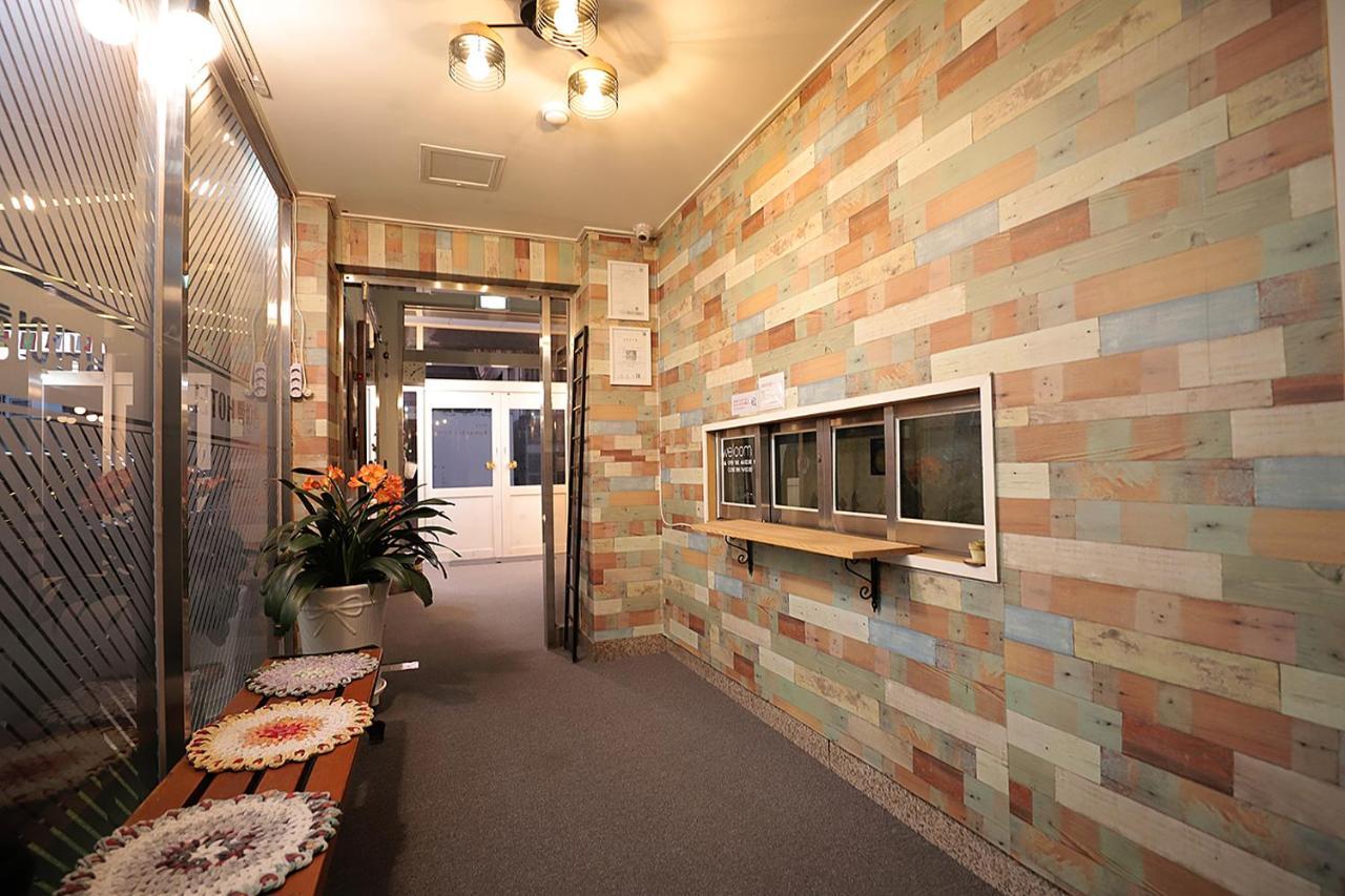 Stay Romantictrip_Hostel Gyeongju Exterior foto