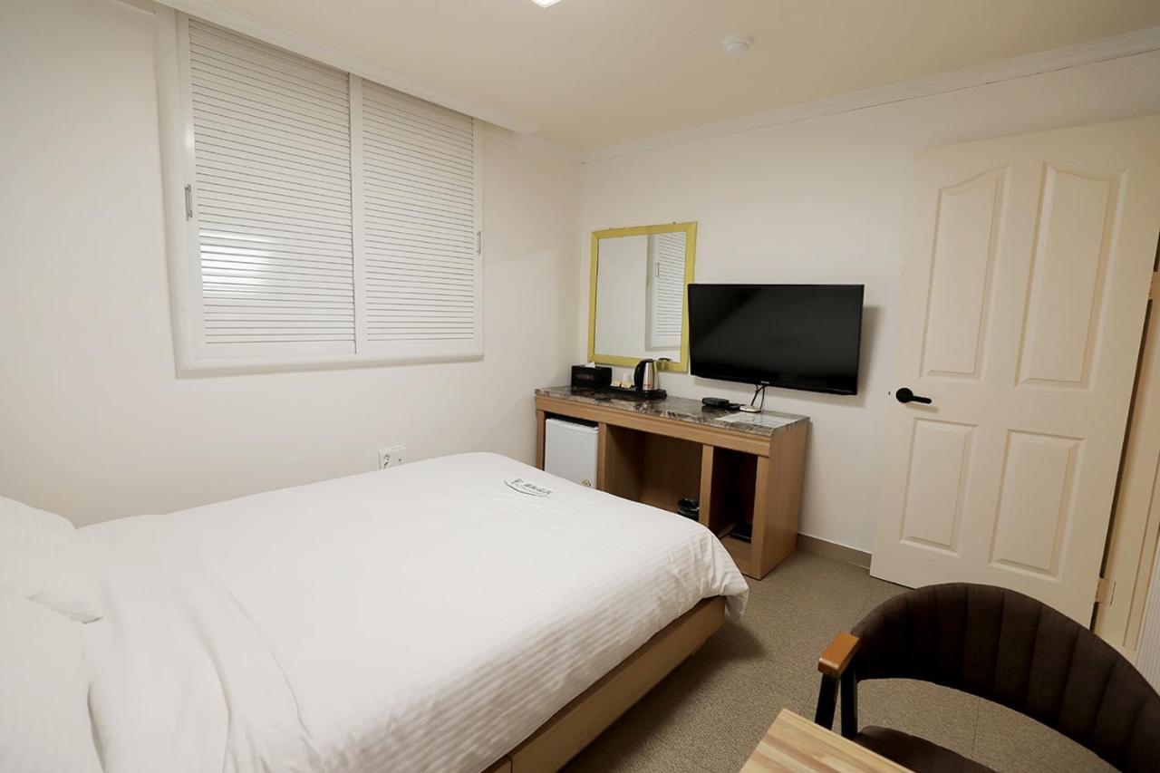Stay Romantictrip_Hostel Gyeongju Exterior foto