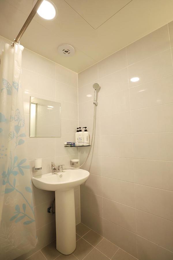 Stay Romantictrip_Hostel Gyeongju Exterior foto