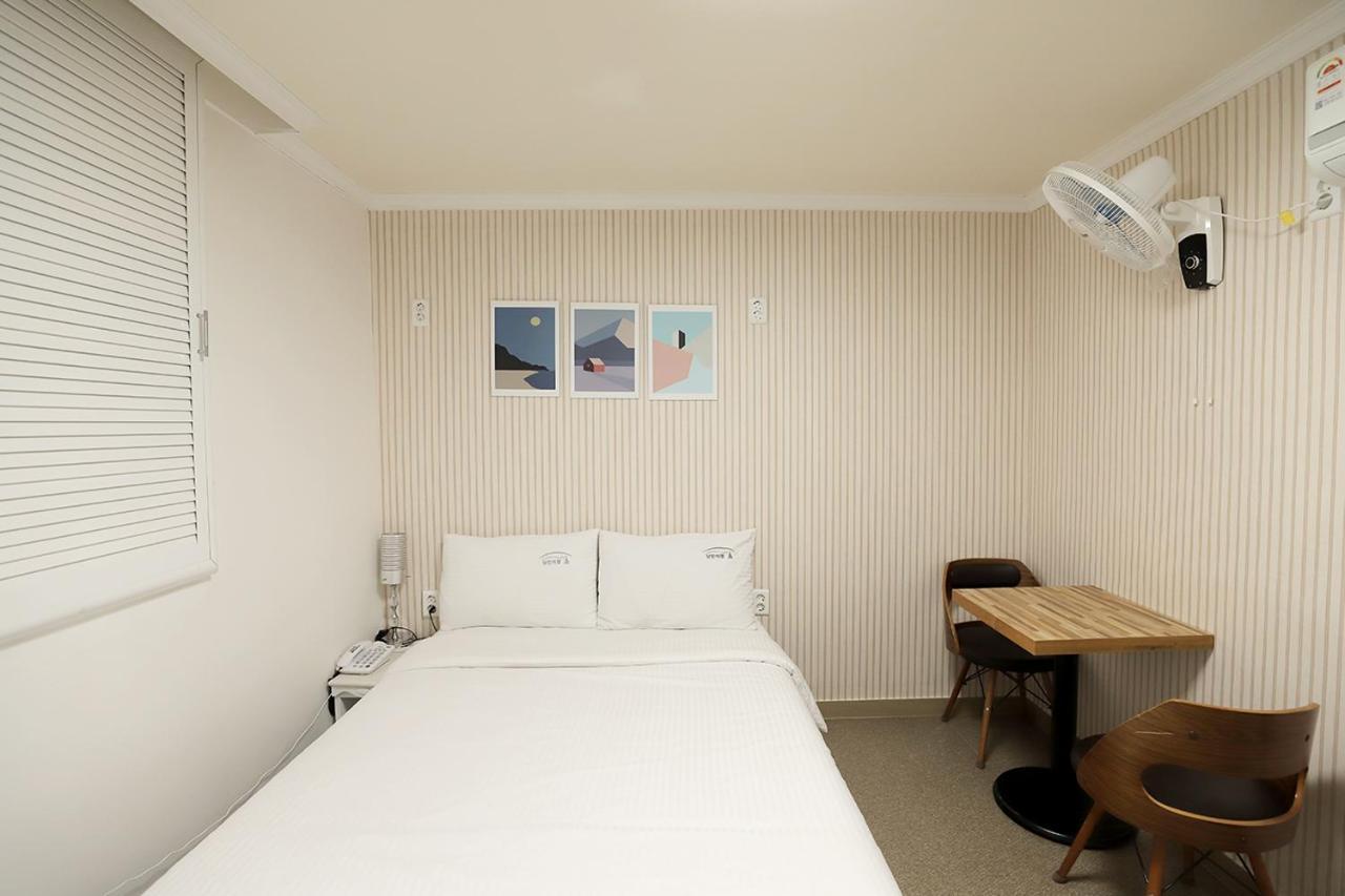 Stay Romantictrip_Hostel Gyeongju Exterior foto