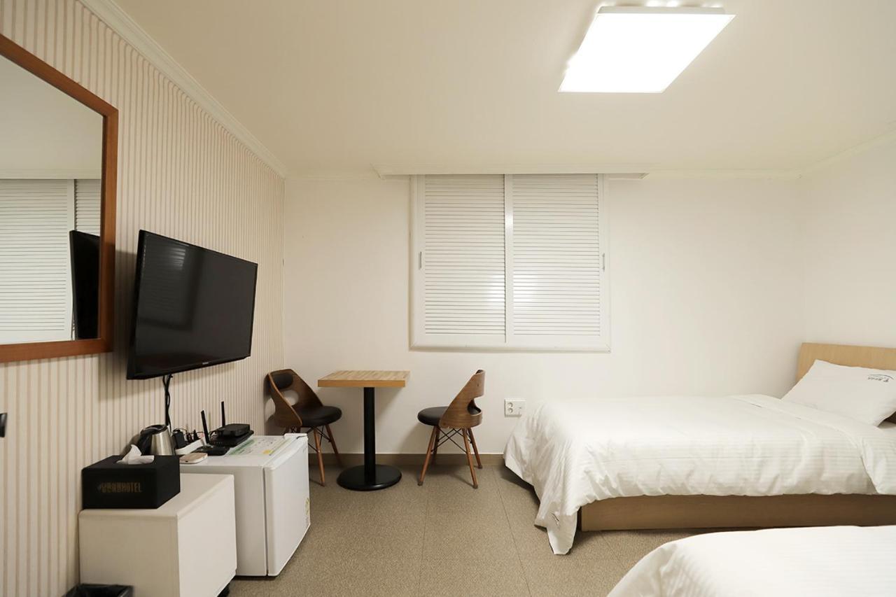 Stay Romantictrip_Hostel Gyeongju Exterior foto