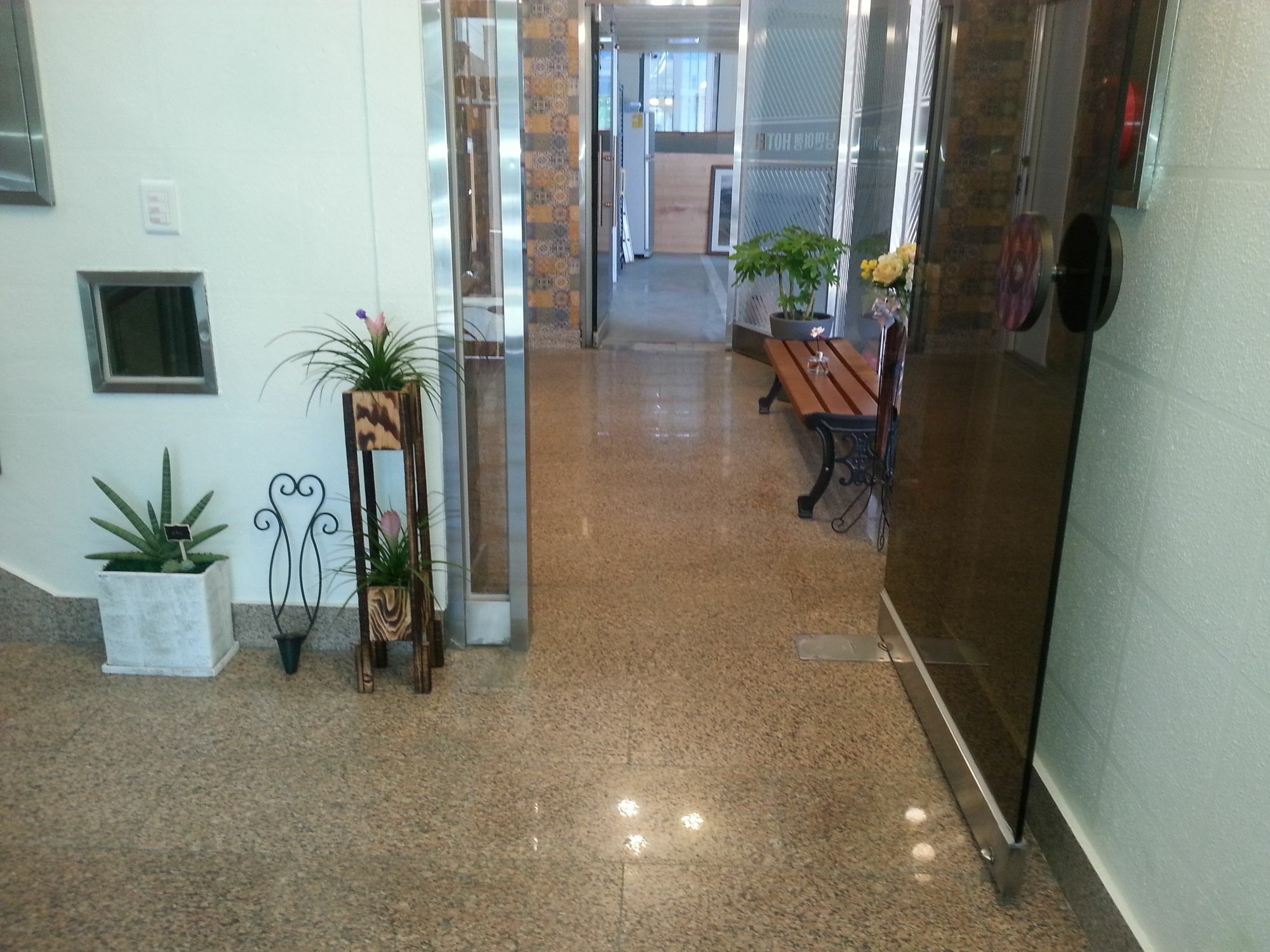Stay Romantictrip_Hostel Gyeongju Exterior foto