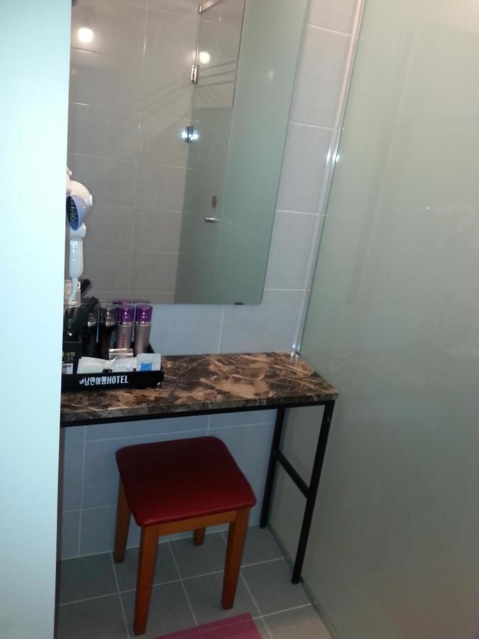 Stay Romantictrip_Hostel Gyeongju Exterior foto